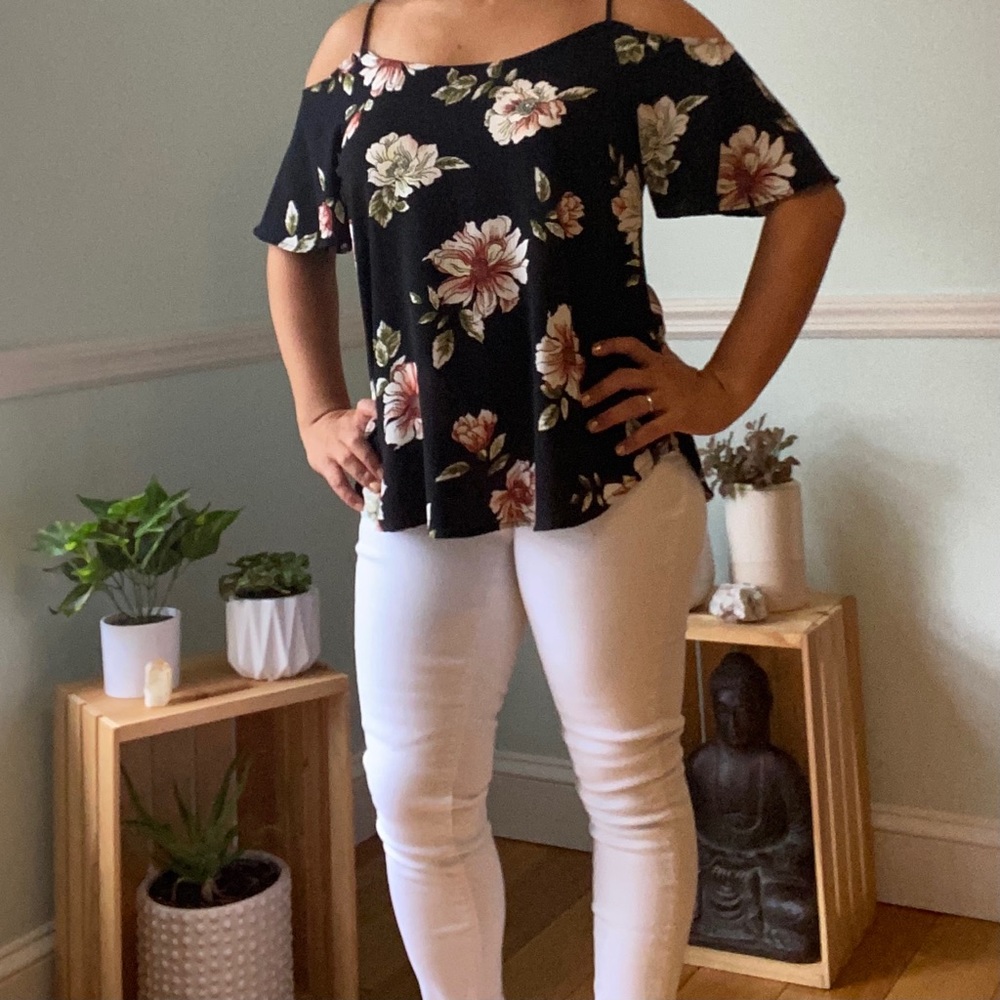 Off the shoulder, strappy top, size med